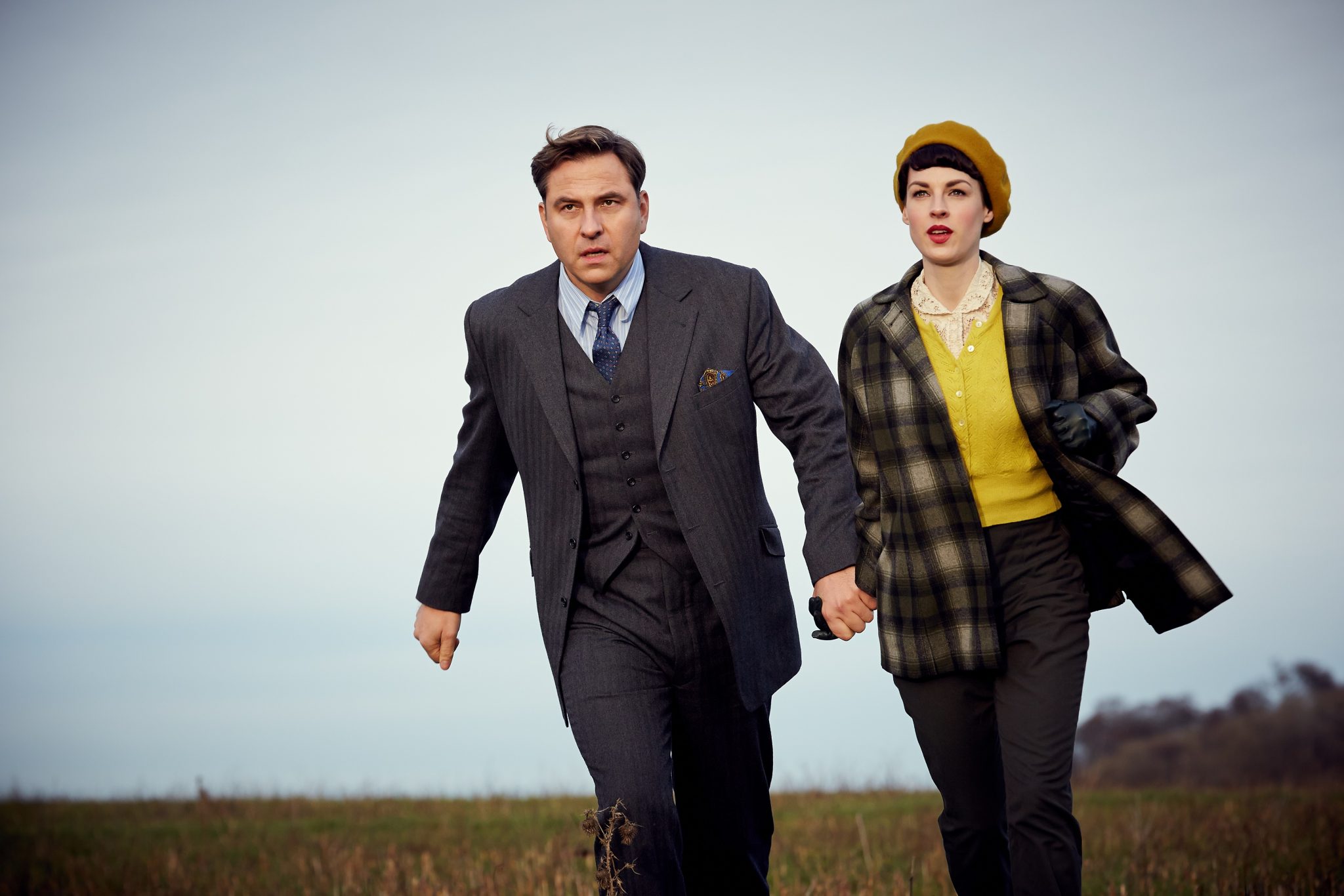 Partners In Crime_SE1_Ep1_David Walliams as Tommy, Jessica Raine as Tuppence © Endor & ACPL & a3mi (2)